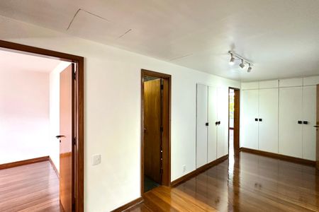 Apartamento para alugar com 208m², 3 quartos e 3 vagasSuíte