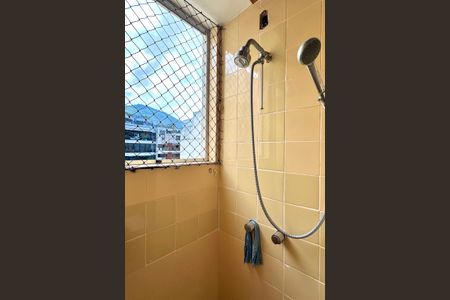 Apartamento para alugar com 208m², 3 quartos e 3 vagasBanheiro de Serviço