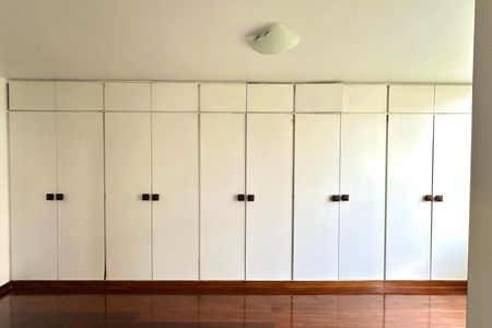 Apartamento para alugar com 208m², 3 quartos e 3 vagasSuíte