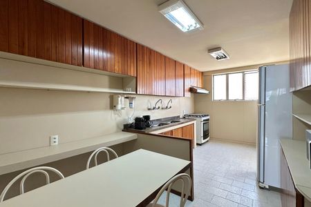 Apartamento para alugar com 208m², 3 quartos e 3 vagasCozinha