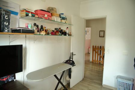 Casa à venda com 240m², 3 quartos e 3 vagasQuarto 2