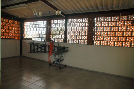 Casa à venda com 240m², 3 quartos e 3 vagasÁrea de serviço