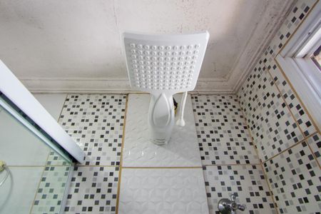 Apartamento à venda com 48m², 2 quartos e 1 vaga Apartamento à venda com 48m², 2 quartos e 1 vagaBanheiro