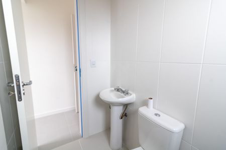 Apartamento à venda com 52m², 2 quartos e 1 vaga Apartamento à venda com 52m², 2 quartos e 1 vagaBanheiro da Suíte