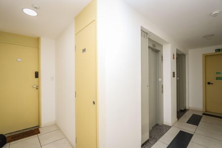 Apartamento à venda com 64m², 2 quartos e 1 vagaHall Social