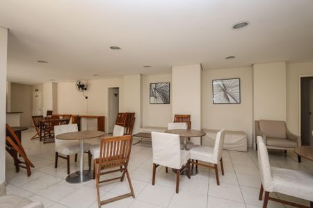 Apartamento à venda com 64m², 2 quartos e 1 vagaÁrea comum - Salão de festas