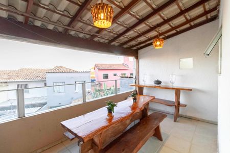 Casa de condomínio à venda com 100m², 3 quartos e 1 vagaVaranda gourmet