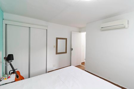 Casa de condomínio à venda com 100m², 3 quartos e 1 vagaQuarto 3