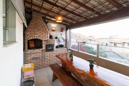 Casa de condomínio à venda com 100m², 3 quartos e 1 vagaVaranda gourmet