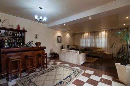 Casa à venda com 3 quartos, 393m² em Santo Amaro, São Paulo