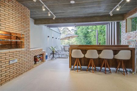 Casa à venda com 281m², 2 quartos e 2 vagas