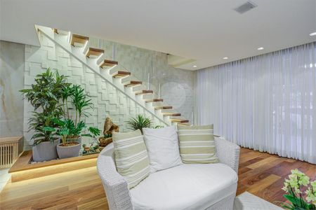 Casa à venda com 281m², 2 quartos e 2 vagas