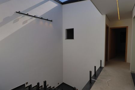 Casa à venda com 205m², 3 quartos e 4 vagasCorredor