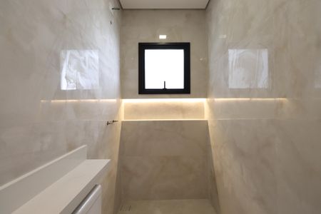 Casa à venda com 205m², 3 quartos e 4 vagasBanheiro da Suíte 2