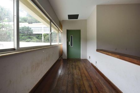 Casa à venda com 679m², 6 quartos e 6 vagas