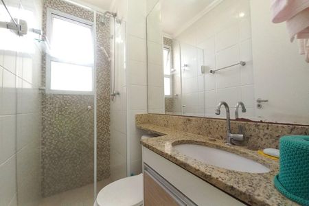 Apartamento à venda com 47m², 2 quartos e 1 vaga Apartamento à venda com 47m², 2 quartos e 1 vagaBanheiro