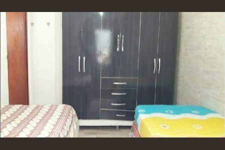 Casa à venda com 180m², 2 quartos e 2 vagas