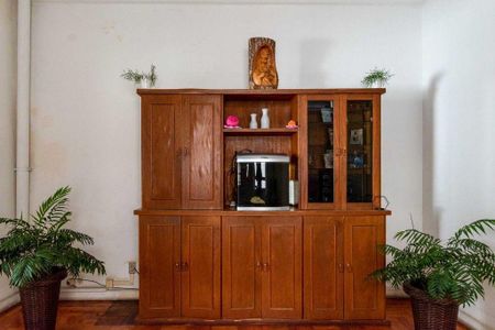 Casa à venda com 4 quartos, 270m² em Mirandópolis, São Paulo