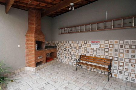 Casa de condomínio à venda com 64m², 2 quartos e 2 vagas Casa de condomínio à venda com 64m², 2 quartos e 2 vagasÁrea comum - Churrasqueira