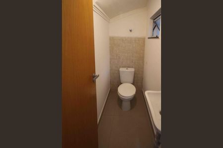 Casa de condomínio à venda com 64m², 2 quartos e 2 vagas Casa de condomínio à venda com 64m², 2 quartos e 2 vagasLavabo