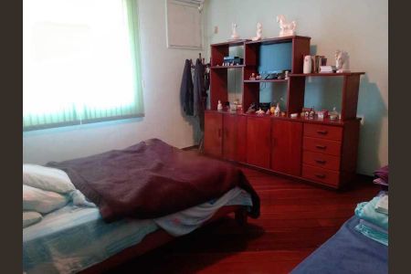 Casa à venda com 380m², 5 quartos e 4 vagas