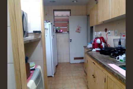 Casa à venda com 380m², 5 quartos e 4 vagas