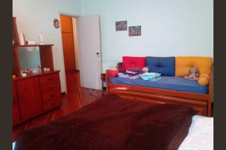 Casa à venda com 380m², 5 quartos e 4 vagas