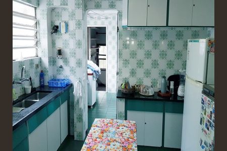 Casa à venda com 4 quartos, 450m² em Vila Congonhas, São Paulo