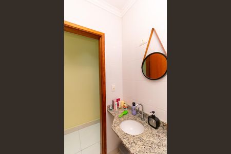 Casa de condomínio para alugar com 70m², 2 quartos e 1 vaga Casa de condomínio para alugar com 70m², 2 quartos e 1 vagaBanheiro 2