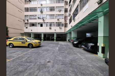 Apartamento para alugar com 68m², 2 quartos e sem vagaGaragem
