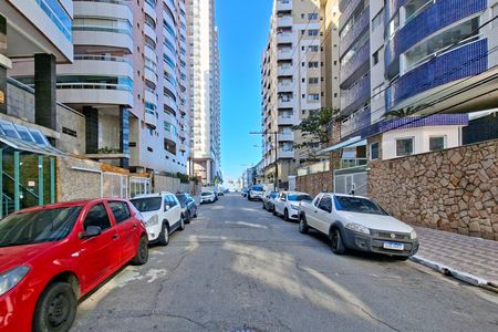 Apartamento para alugar com 94m², 2 quartos e 1 vaga Apartamento para alugar com 94m², 2 quartos e 1 vagaFachada