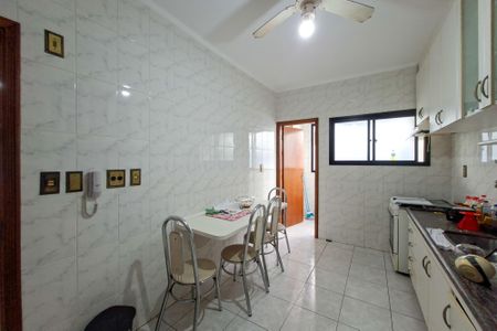 Apartamento para alugar com 94m², 2 quartos e 1 vaga Apartamento para alugar com 94m², 2 quartos e 1 vagaCozinha