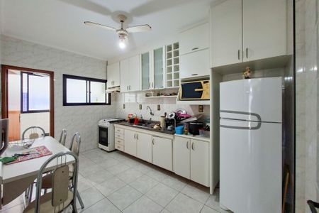 Apartamento para alugar com 94m², 2 quartos e 1 vaga Apartamento para alugar com 94m², 2 quartos e 1 vagaCozinha