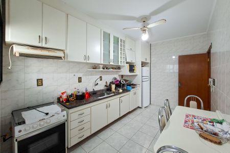 Apartamento para alugar com 94m², 2 quartos e 1 vaga Apartamento para alugar com 94m², 2 quartos e 1 vagaCozinha