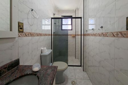Apartamento para alugar com 94m², 2 quartos e 1 vaga Apartamento para alugar com 94m², 2 quartos e 1 vagaBanheiro da Suíte