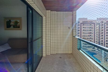 Apartamento para alugar com 94m², 2 quartos e 1 vaga Apartamento para alugar com 94m², 2 quartos e 1 vagaSacada