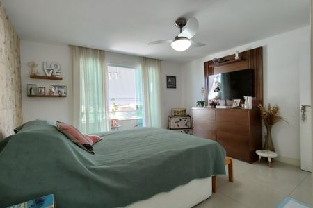 Casa de condomínio à venda com 315m², 4 quartos e 1 vagaSuíte 3