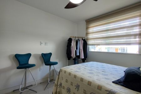 Casa de condomínio à venda com 315m², 4 quartos e 1 vagaSuíte 2