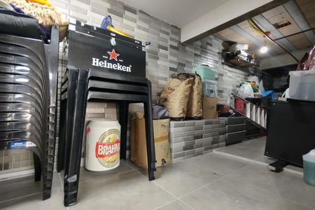 Casa de condomínio à venda com 315m², 4 quartos e 1 vagaDespensa