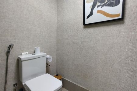 Casa de condomínio à venda com 315m², 4 quartos e 1 vagaBanheiro 2