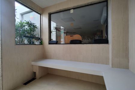 Casa de condomínio à venda com 315m², 4 quartos e 1 vagaSauna
