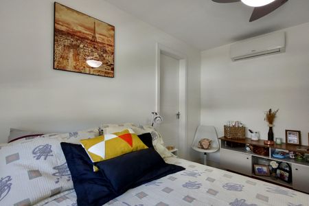 Casa de condomínio à venda com 315m², 4 quartos e 1 vagaSuíte 2