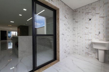 Casa à venda com 210m², 3 quartos e 5 vagasÁrea de Serviço