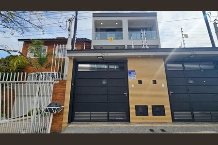 Casa à venda com 210m², 3 quartos e 5 vagasFachada