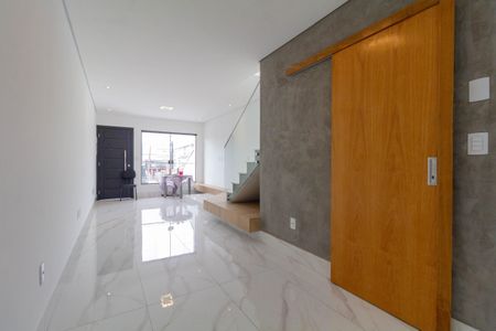 Casa à venda com 210m², 3 quartos e 5 vagasSala