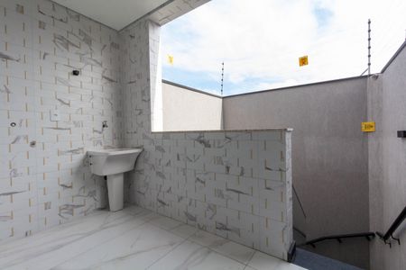 Casa à venda com 210m², 3 quartos e 5 vagasÁrea de Serviço