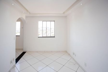 Sala de apartamento à venda com 2 quartos, 60m² em Piraporinha, Diadema