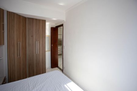 Quarto 1 de apartamento à venda com 2 quartos, 60m² em Piraporinha, Diadema