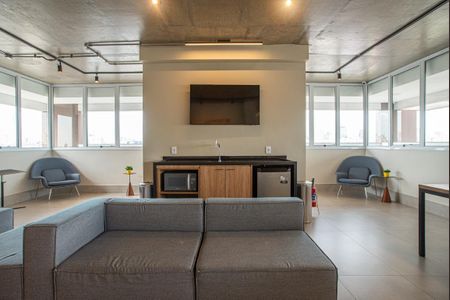 Apartamento para alugar com 32m², 1 quarto e sem vaga Apartamento para alugar com 32m², 1 quarto e sem vagaÁrea comum - Salão de festas