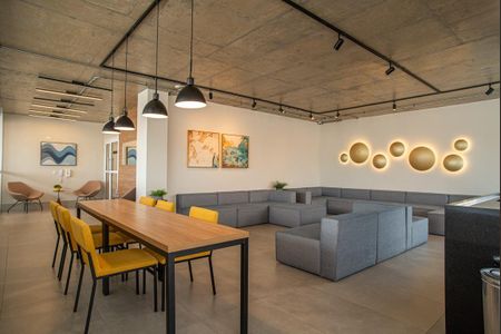 Apartamento para alugar com 32m², 1 quarto e sem vaga Apartamento para alugar com 32m², 1 quarto e sem vagaÁrea comum - Salão de festas